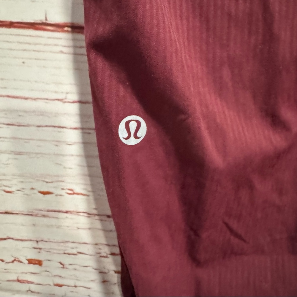 Lululemon Dance Studio Mid-Rise Jogger in Red Merlot Sz 6 - Picture 12 of 13